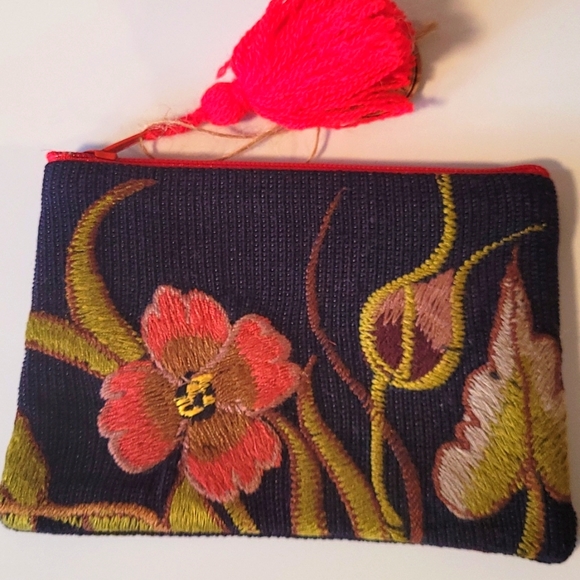 Handmade Cotton Purse - Picture 1 of 6